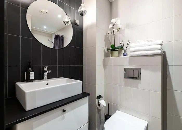 Cool At Duolofts - Gym, Roof Terrace, Code Lock *